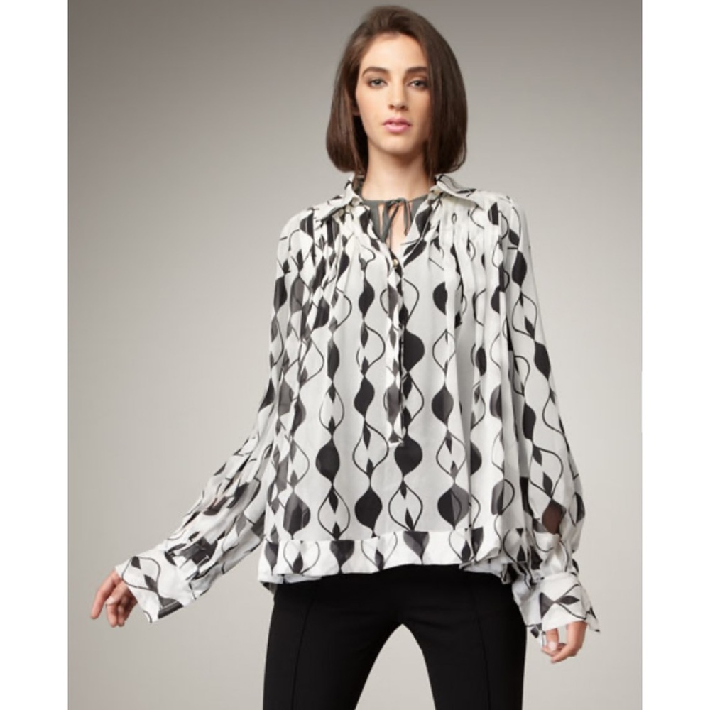 Diane von Furstenberg Silk Abiba Printed Trapeze Top - long‎ sleeve blouse Sz 2